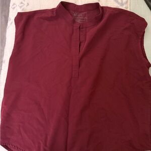 Figs Women's Sleeveless Top in Burgundy